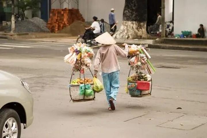 Sự Bùng Nổ Của Video Ngắn và Trí Tuệ Nhân Tạo: Vai Trò Thiết Yếu Của Đào Tạo Kỹ Năng Sáng Tạo Nội Dung_Video ngắn TikTok